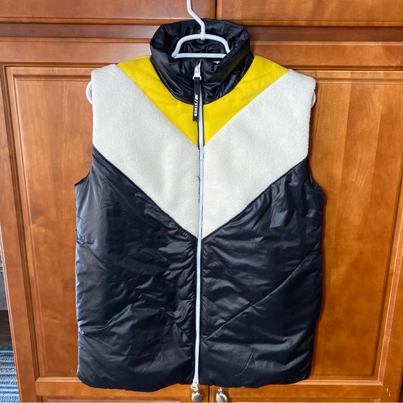 New Balance Puffy Staud Vest Fleece Collared Womens Size XS - Picture 3 of 13